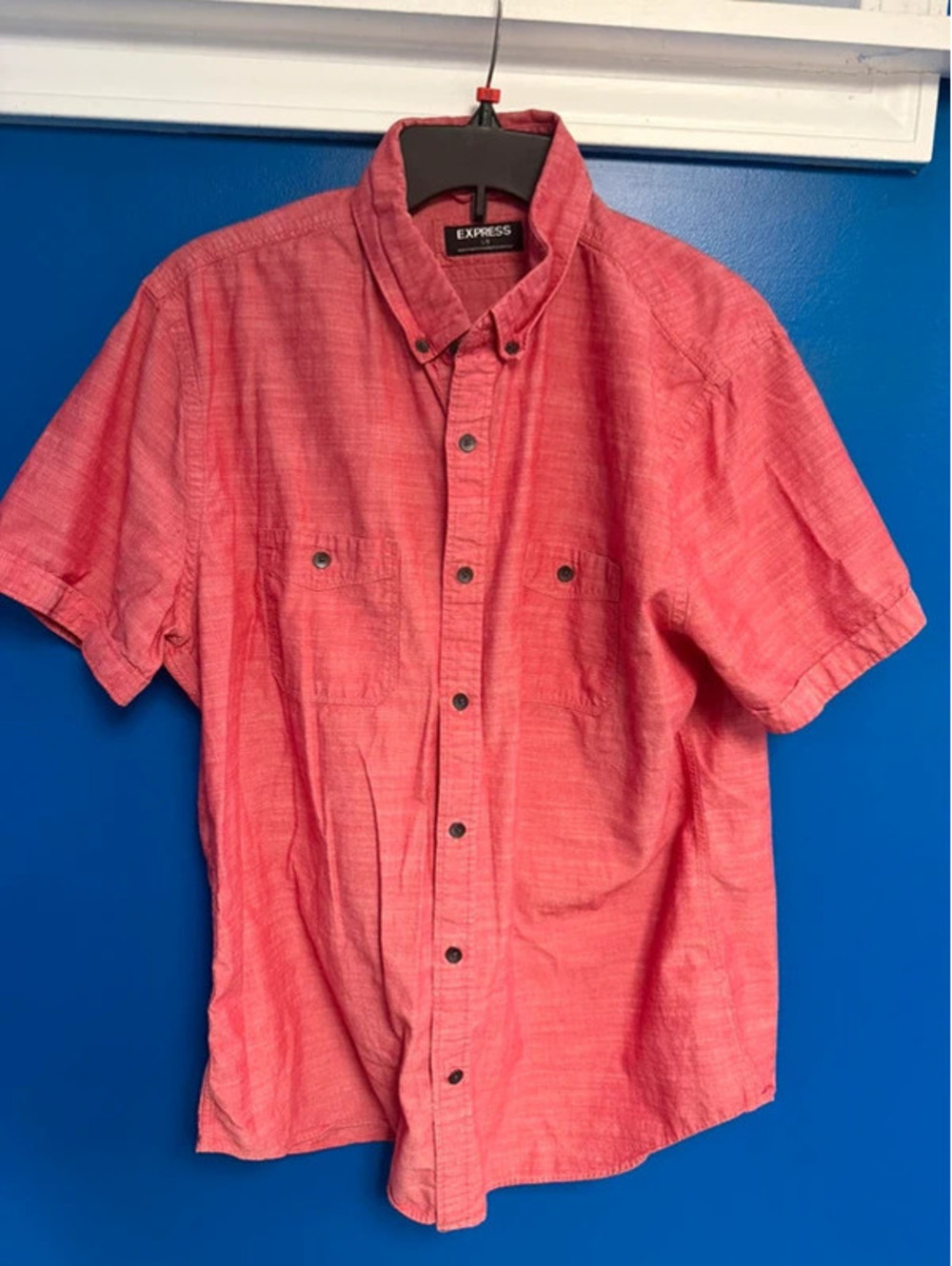 Express Mens Size Large Red Coral Short Sleeve Button Down Shirt Dual Pocket